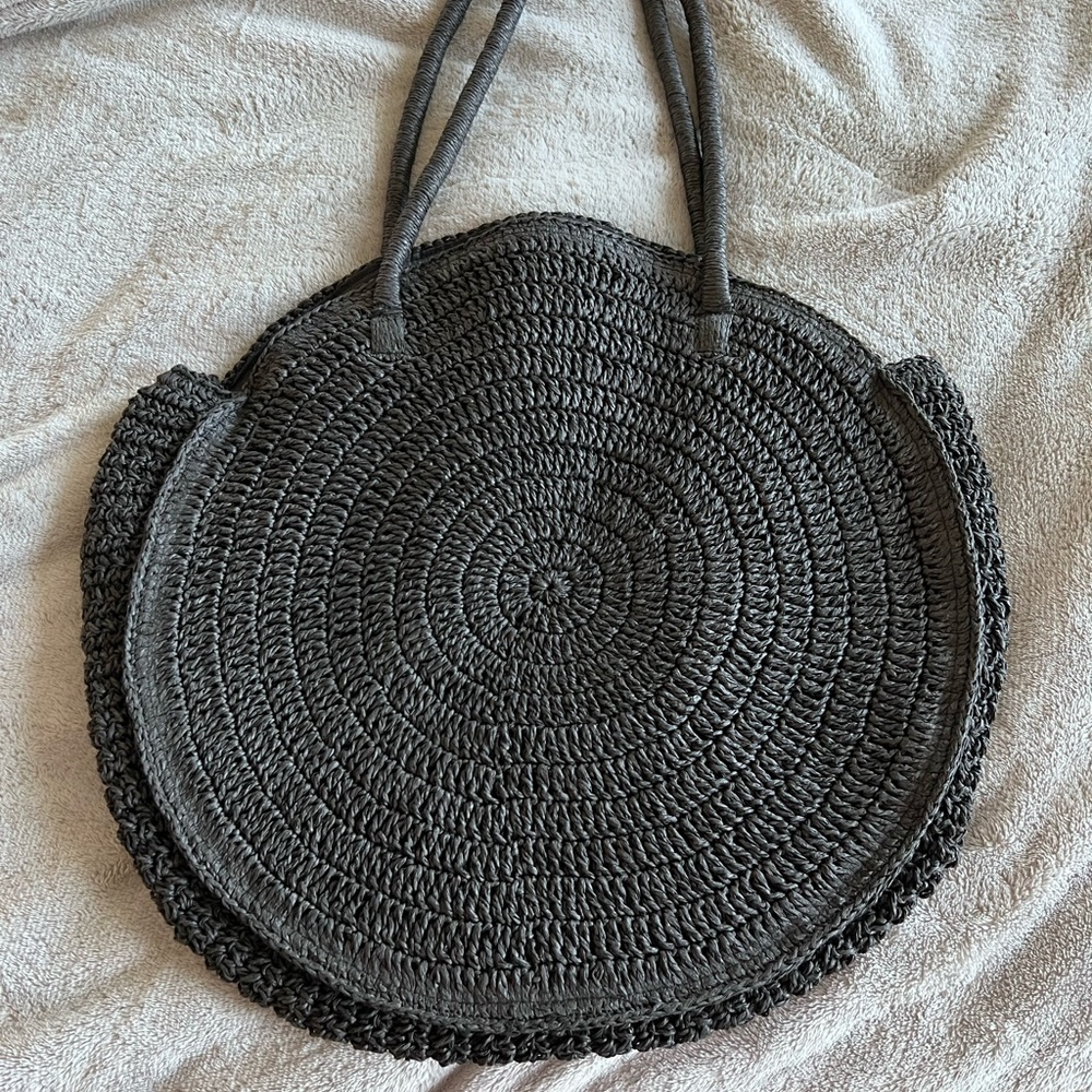 H&M beach tote